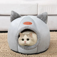 Little Winter Cat Bed Basket Cave